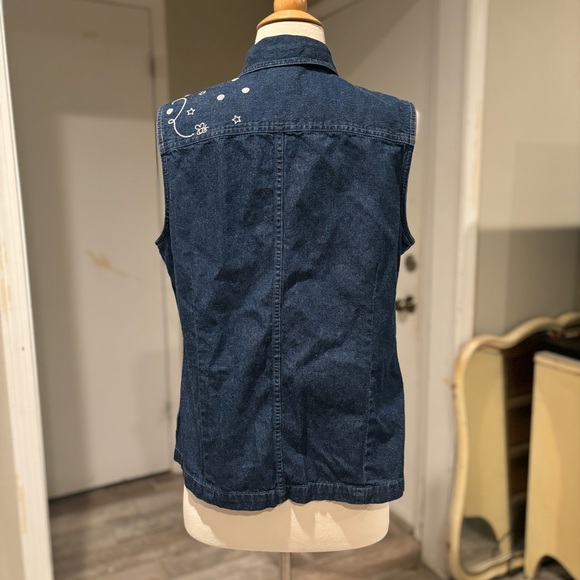 VINTAGE DISNEY STORE WINNIE THE POOH DENIM VEST - Picture 4 of 8